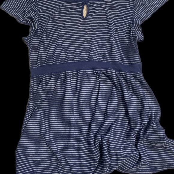 Abercrombie navy blue & white striped neckline babydoll flowy short sleeve top - Picture 2 of 3